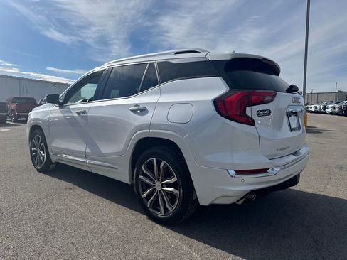 Used 2020 GMC Terrain Denali w/ Denali Premium Package image 4