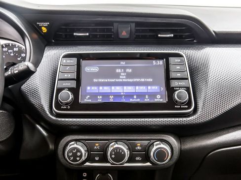 Used 2025 Nissan Kicks Play S FWD image 17