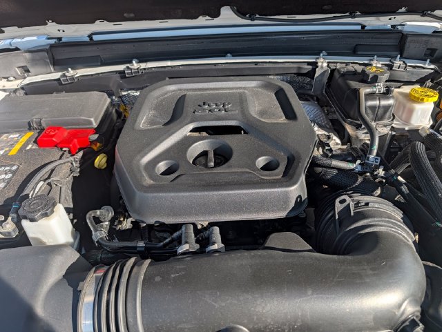 Used 2024 Jeep Wrangler High Altitude AWD/4WD image 22