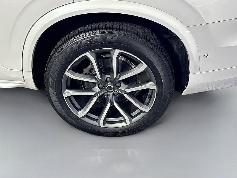 Used 2018 Volvo XC90 T6 Momentum w/ Convenience Package AWD/4WD image 32