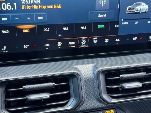 Used 2024 Ford Mustang GT w/ GT Performance Package image 18