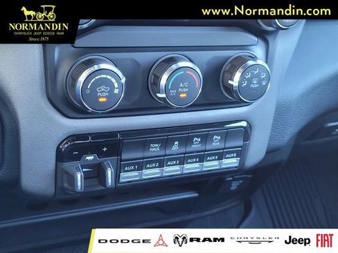 Used 2024 RAM 2500 Big Horn w/ Protection Group AWD/4WD image 11