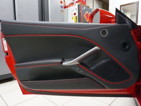 Used 2016 Ferrari F12 Berlinetta image 10