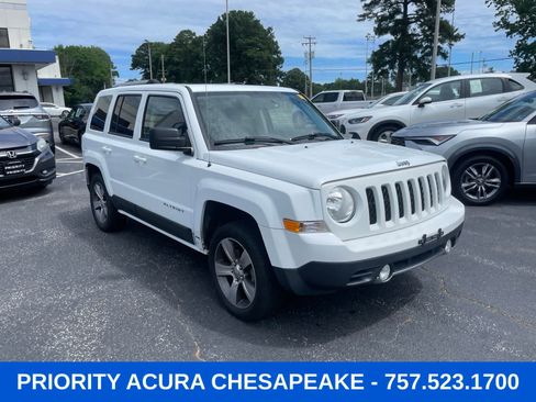 Used 2017 Jeep Patriot High Altitude FWD image 7