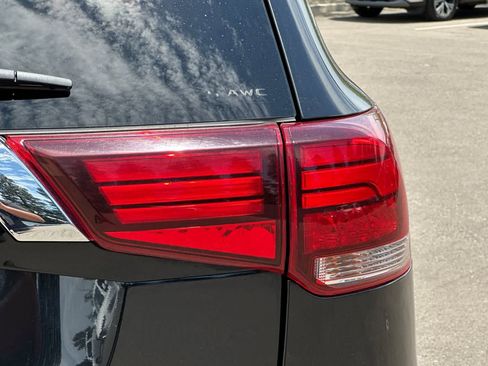 Used 2020 Mitsubishi Outlander SE AWD/4WD image 34