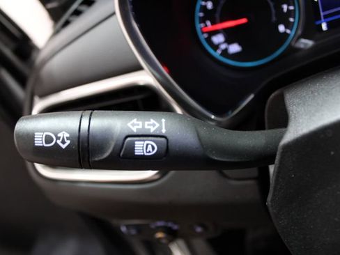 Certified 2021 Chevrolet Equinox LT image 40