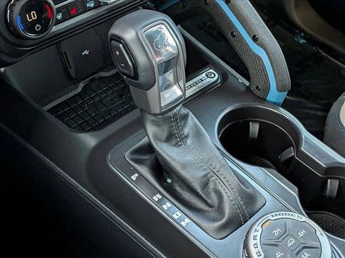 Used 2024 Ford Bronco Wildtrak image 13