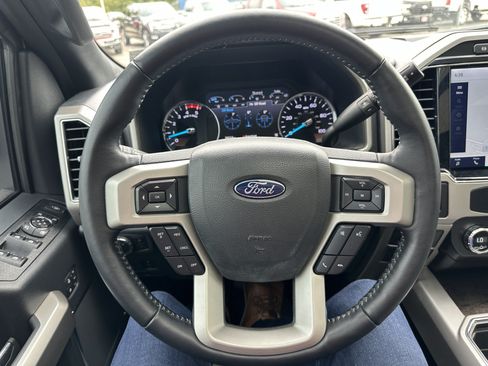 Used 2022 Ford F350 Lariat w/ Lariat Ultimate Package AWD/4WD image 14