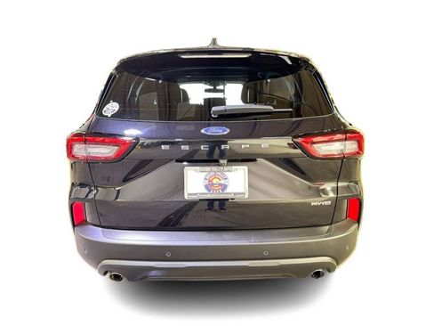 Used 2025 Ford Escape ST-Line w/ Tech Pack #1 AWD/4WD image 13