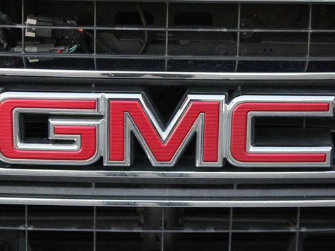 Used 2018 GMC Yukon XL SLT w/ Open Road Package image 34