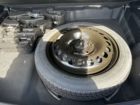 Used 2025 Chevrolet TrailBlazer LT image 39