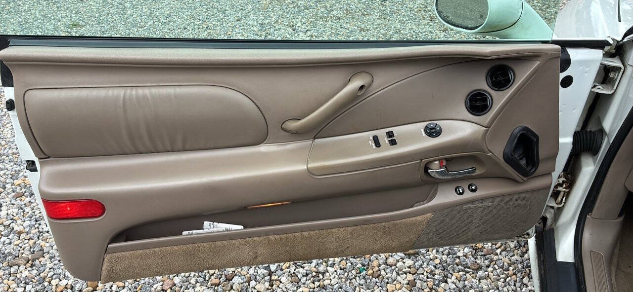 Used 1998 Buick Riviera Supercharged Coupe FWD image 8