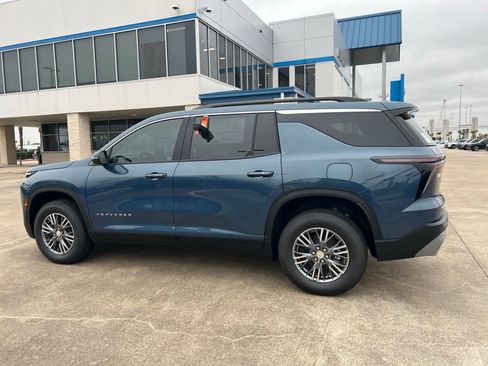 New 2026 Chevrolet Traverse LT FWD image 16