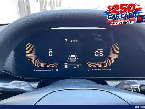 Used 2025 Kia K4 FWD image 19