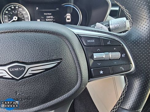 Used 2025 Genesis G70 2.5T AWD/4WD image 18