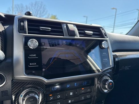 Used 2017 Toyota 4Runner Limited AWD/4WD image 16