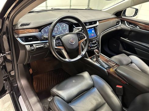 Used 2013 Cadillac XTS Premium image 30