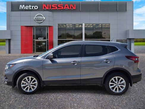 Certified 2022 Nissan Rogue Sport SV FWD image 3