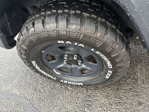 Used 2020 Jeep Wrangler Sport image 40