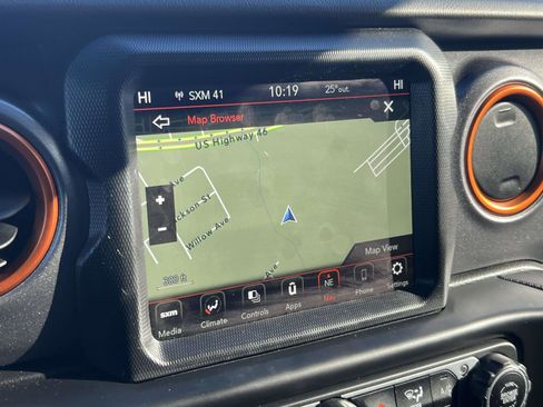 Used 2021 Jeep Gladiator Mojave image 18