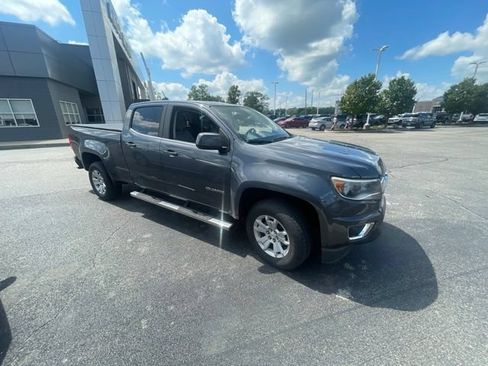 Used 2017 Chevrolet Colorado LT w/ LT Convenience Package RWD image 4