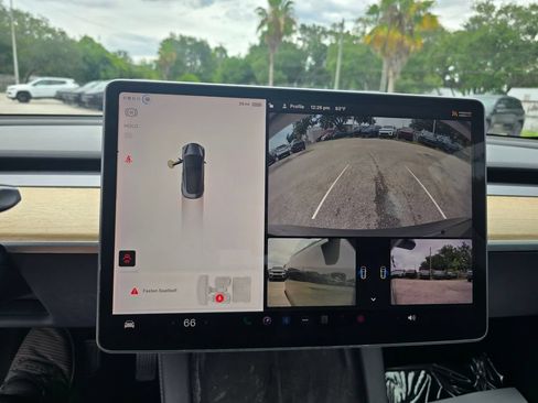 Used 2023 Tesla Model 3 Standard Range RWD image 21