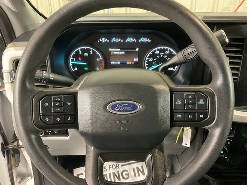 Used 2023 Ford F350 XLT AWD/4WD image 20