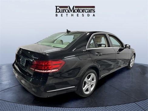Used 2014 Mercedes-Benz E 350 4MATIC Sedan image 5