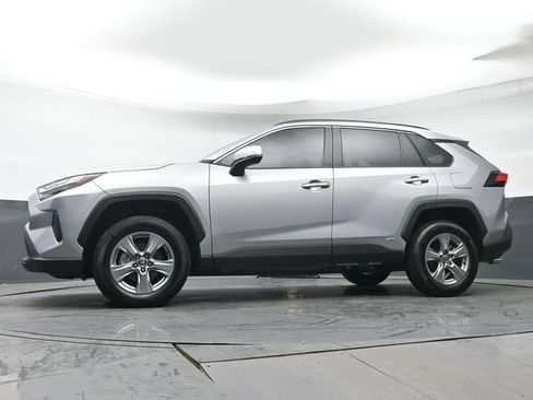 Certified 2025 Toyota RAV4 XLE AWD/4WD image 31