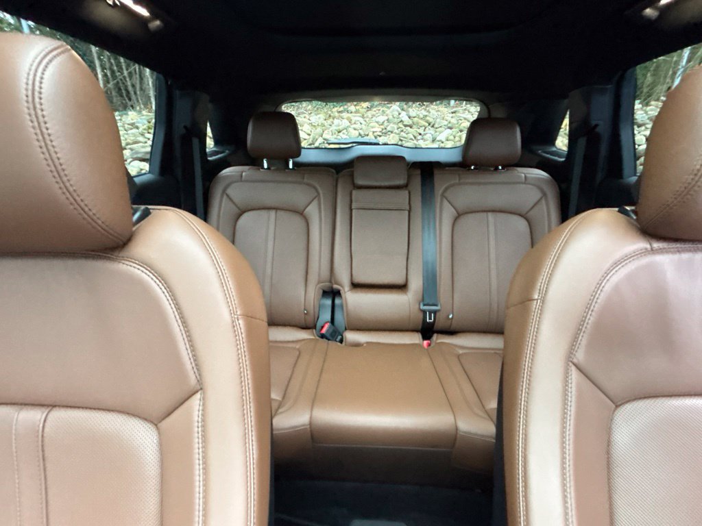 Used 2023 Lincoln Nautilus Reserve AWD/4WD image 12