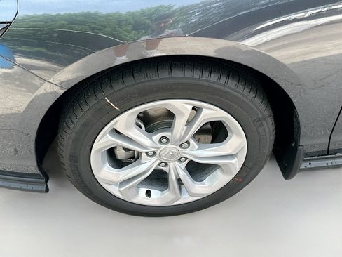 New 2025 Honda Accord LX image 24