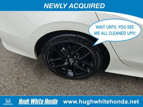 Used 2023 Honda Civic Sport image 9