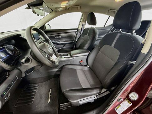 Used 2024 Nissan Sentra SV FWD image 5
