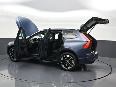 New 2026 Volvo XC60 B5 Plus AWD/4WD image 35
