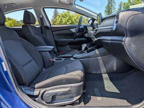 Used 2023 Kia Forte LXS FWD image 19