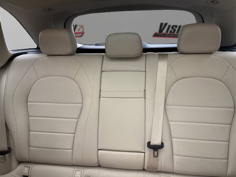 Used 2021 Mercedes-Benz GLC 300 4MATIC image 18