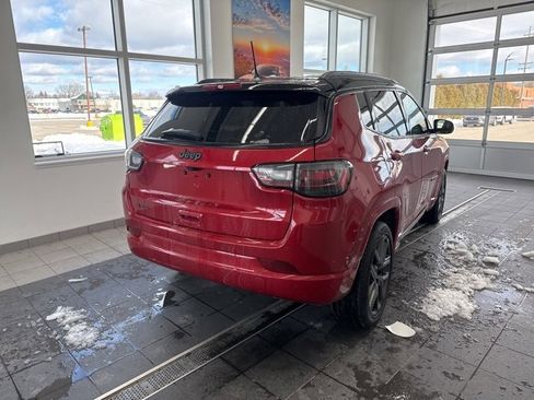 Used 2024 Jeep Compass Limited w/ High Altitude Package image 5