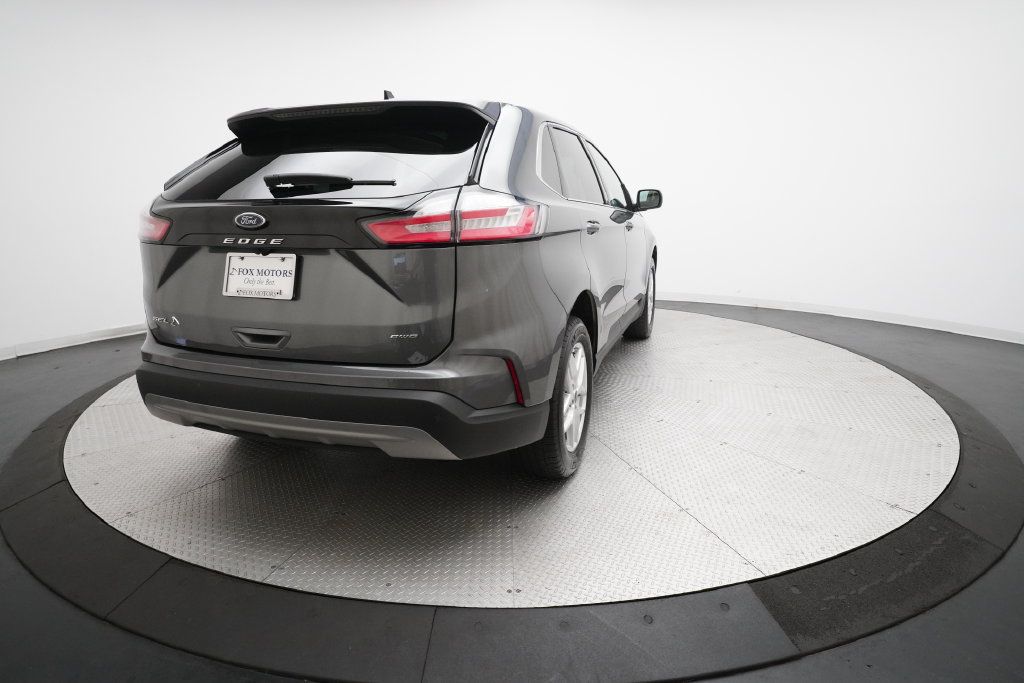 Used 2024 Ford Edge SEL w/ Convenience Package AWD/4WD image 13