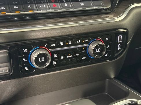 Used 2025 Chevrolet Silverado 1500 LTZ w/ Technology Package AWD/4WD image 25