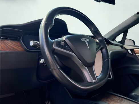 Used 2020 Tesla Model X Long Range AWD/4WD image 50