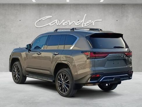 Used 2022 Lexus LX 600 F Sport w/ Accessory Package (Z1) AWD/4WD image 14