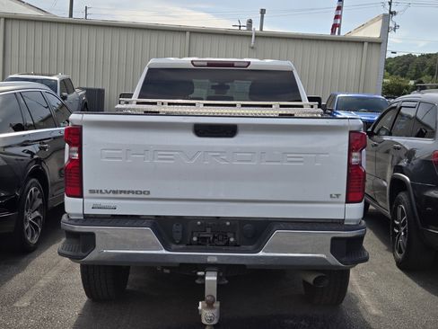 Used 2023 Chevrolet Silverado 3500 LT w/ Convenience Package AWD/4WD image 5