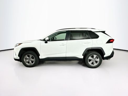 Used 2024 Toyota RAV4 XLE FWD image 4
