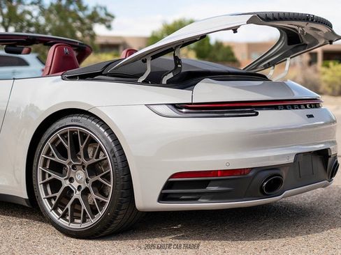 Used 2024 Porsche 911 Carrera image 64