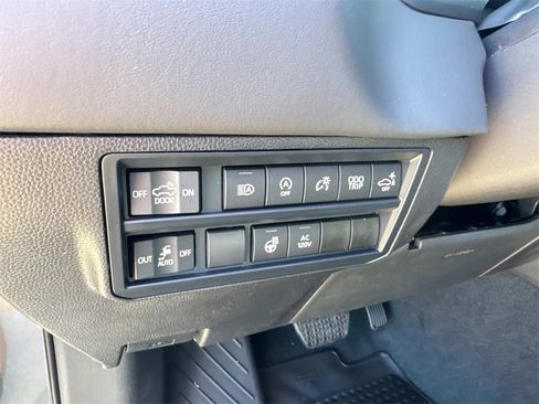 New 2025 Toyota Tundra Platinum image 15