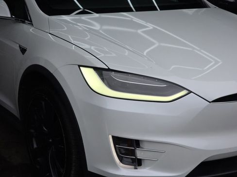 Used 2019 Tesla Model X Long Range image 29