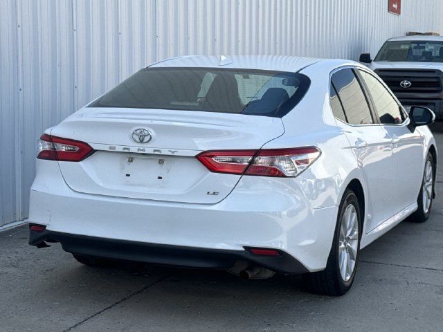 Used 2019 Toyota Camry LE FWD image 4