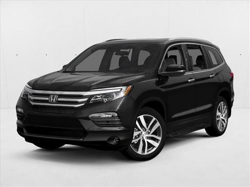 Used 2016 Honda Pilot Touring image 1