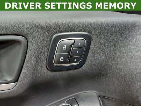 Used 2025 Ford Escape Platinum AWD/4WD image 8