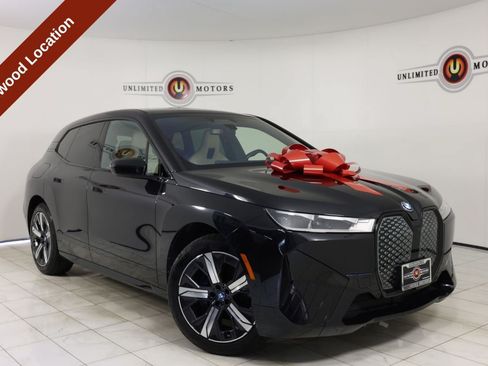 Used 2024 BMW iX xDrive50 w/ Premium Package AWD/4WD image 1